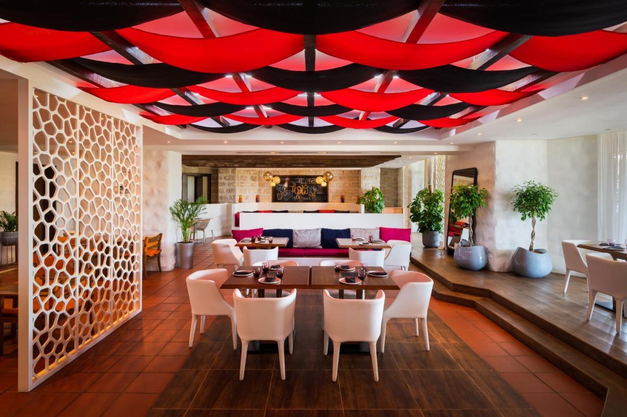 Ja Palm Tree Court, 5*